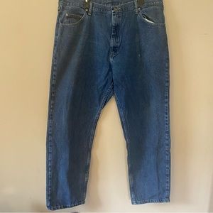 Men’s Wrangler Relaxed Fit Denim Jeans size 42x32
